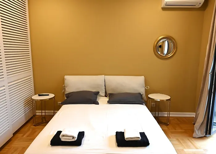 Saborna's Finest Apartman *